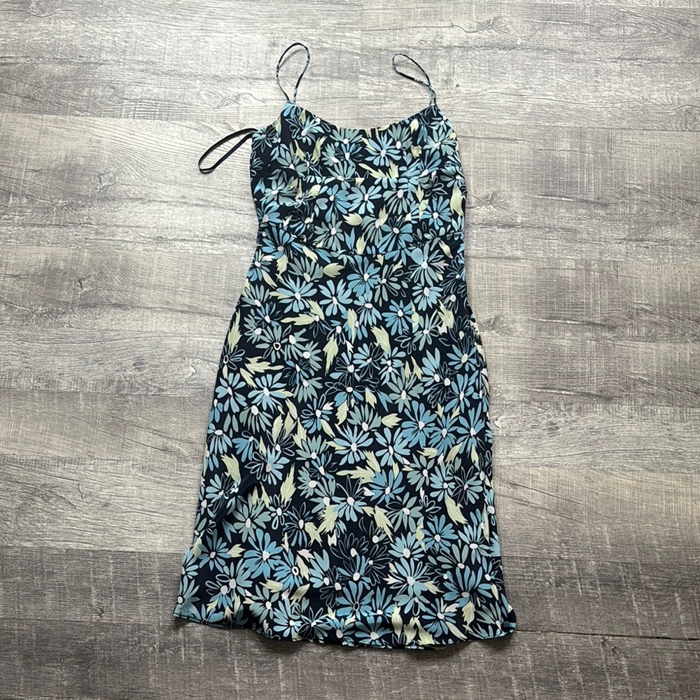 Express Vintage Fitted Midi Dress - Picture 1 of 5